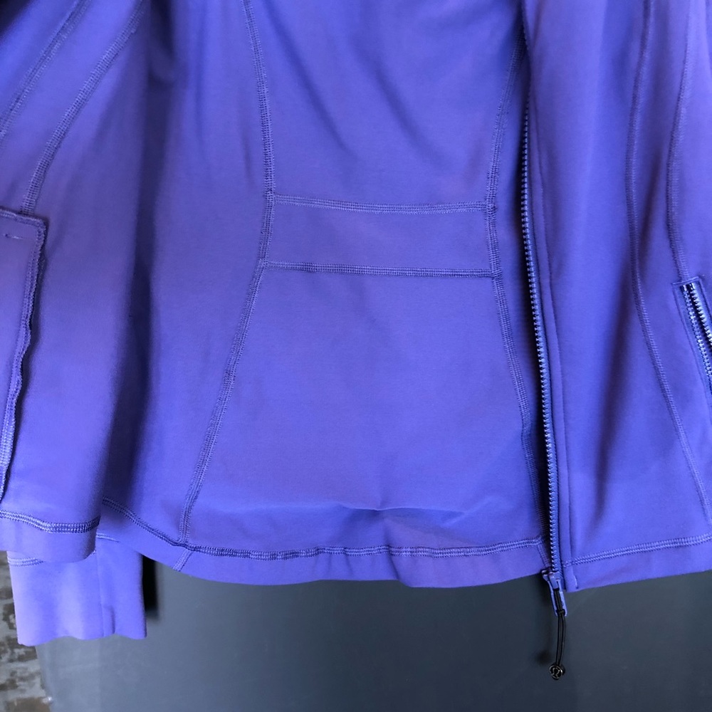 Lululemon jacket Sz 6 - Picture 7 of 15
